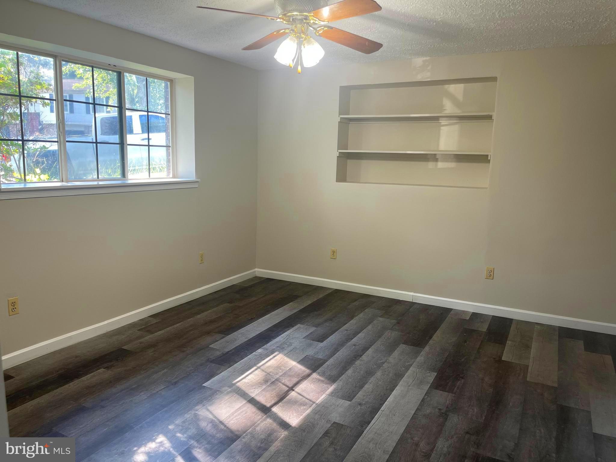 QUINCE ORCHARD MANOR - Residential Lease