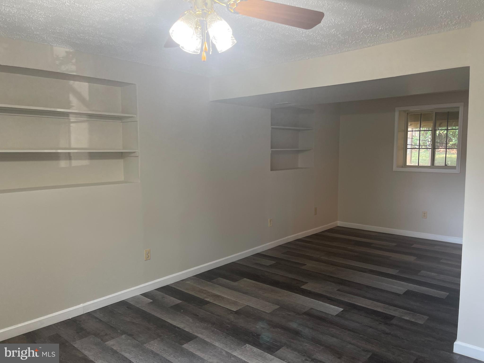 QUINCE ORCHARD MANOR - Residential Lease