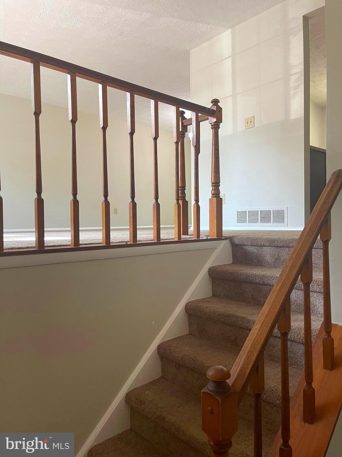 QUINCE ORCHARD MANOR - Residential Lease