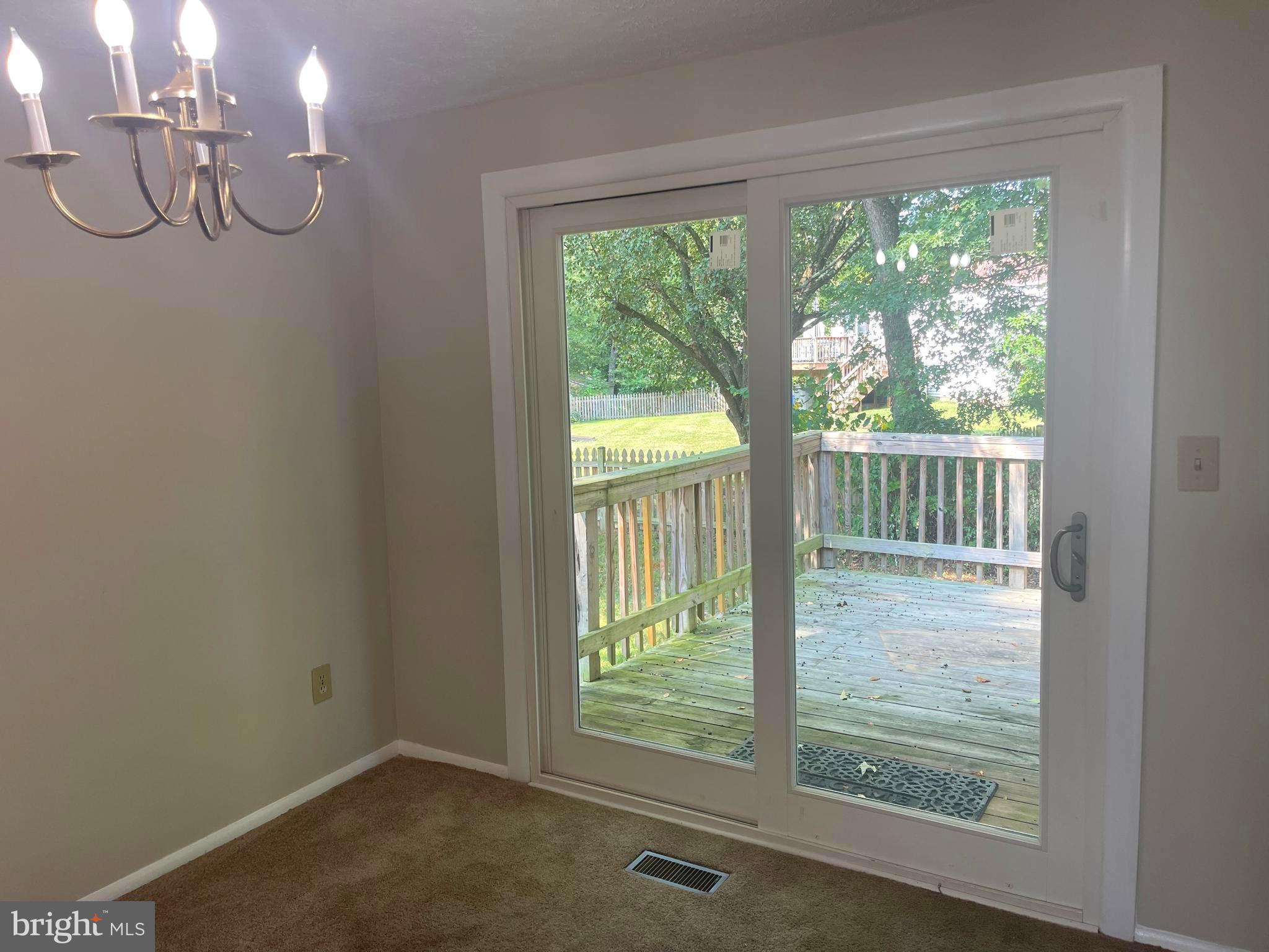 QUINCE ORCHARD MANOR - Residential Lease