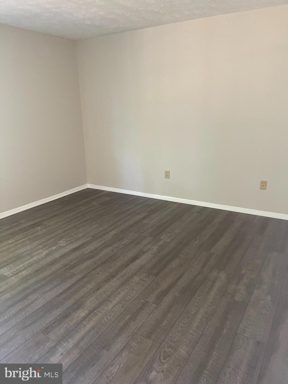 QUINCE ORCHARD MANOR - Residential Lease