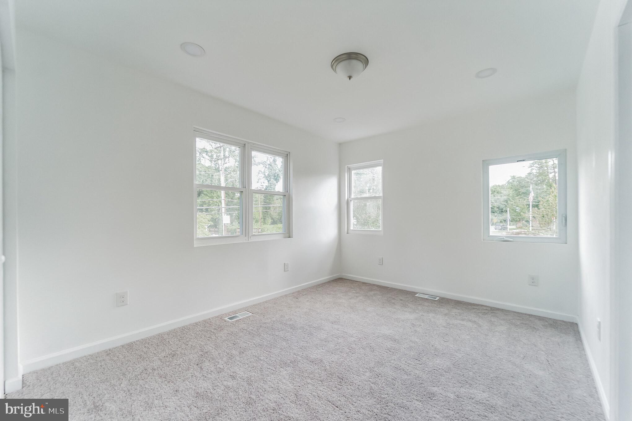 WOODHOLME - Residential