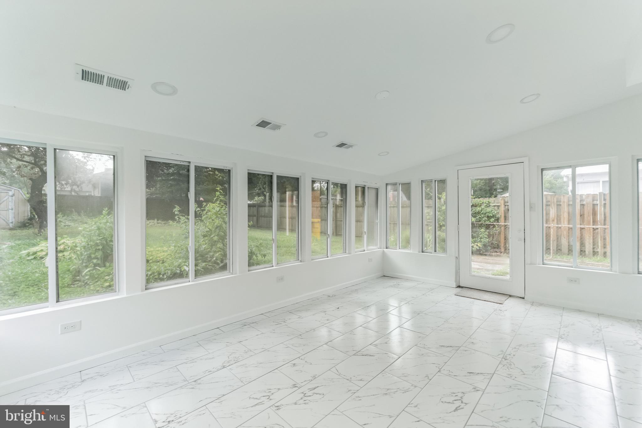 WOODHOLME - Residential