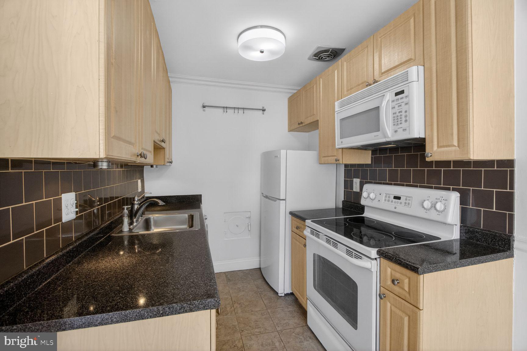 THE FAIRMONT 5601 CONDO - Residential