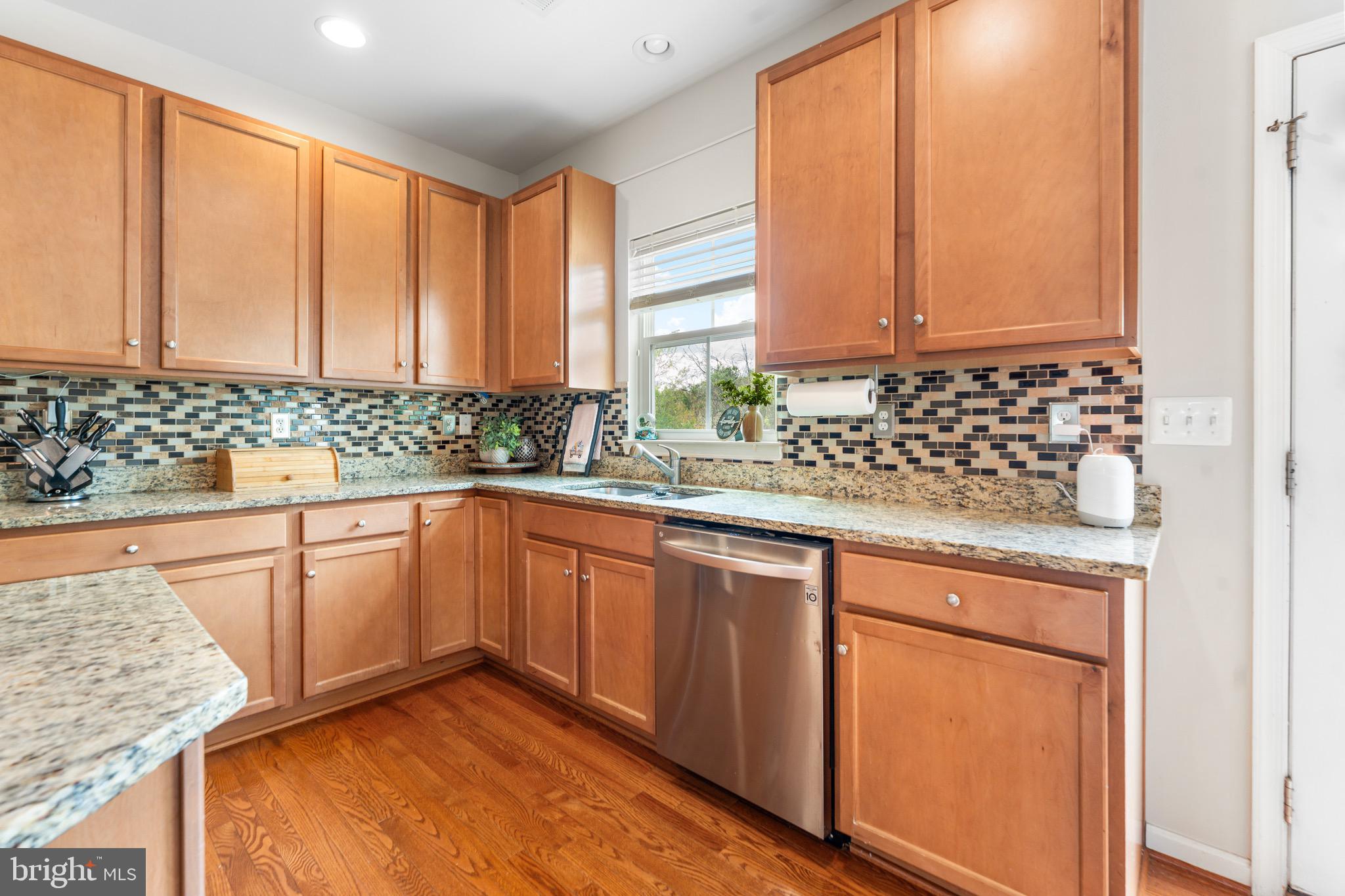 588 FOX RIVER HILLS WAY