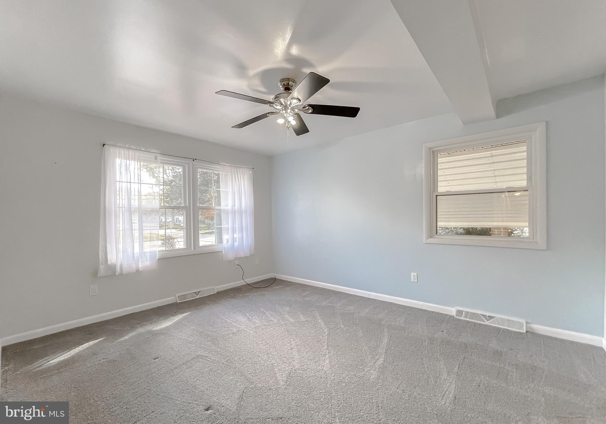 TOWN CREEK - Residential Lease