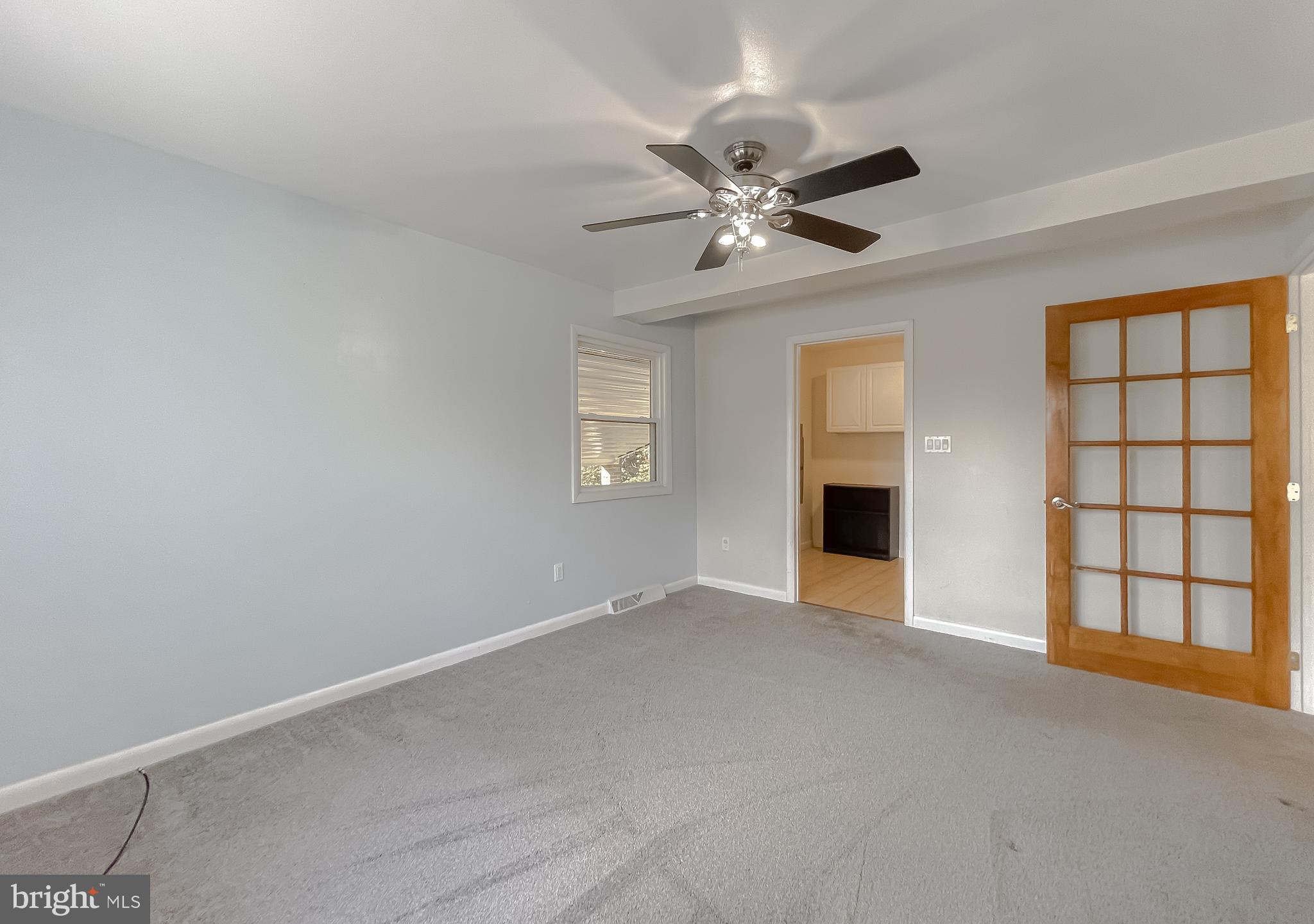 TOWN CREEK - Residential Lease