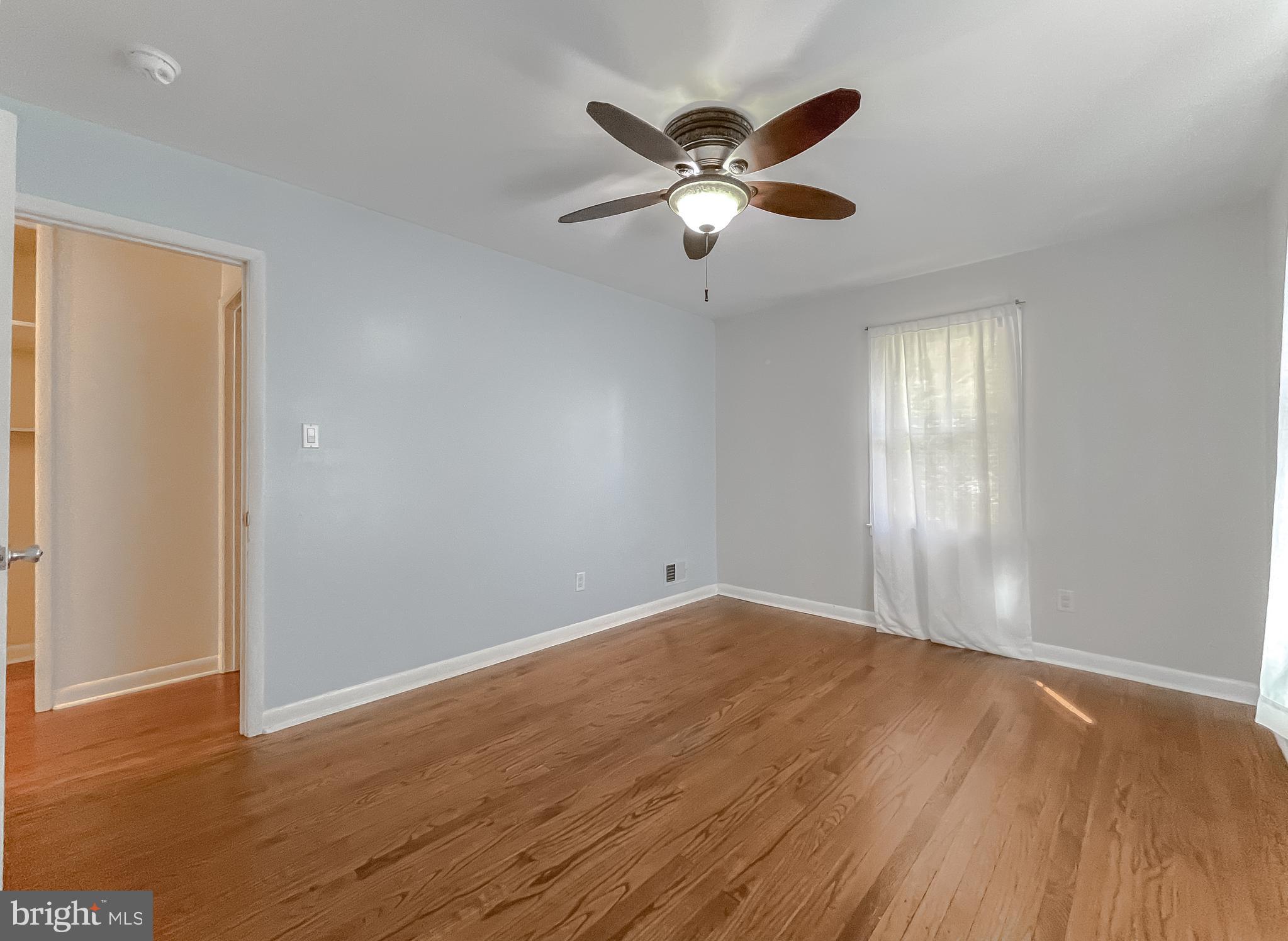 TOWN CREEK - Residential Lease