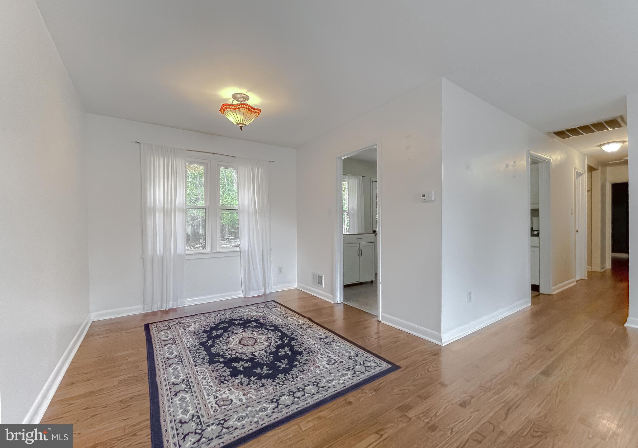 TOWN CREEK - Residential Lease