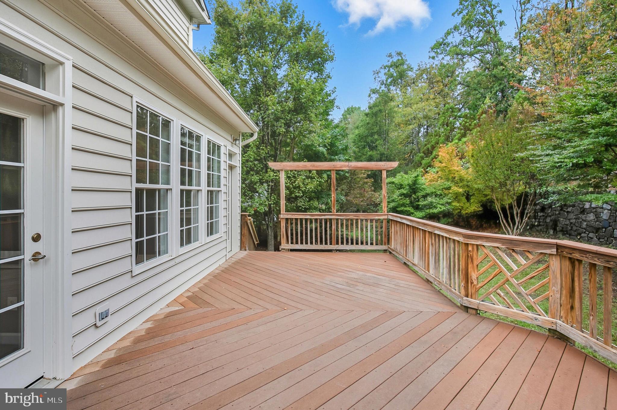 EDWARDS LANDING - Residential