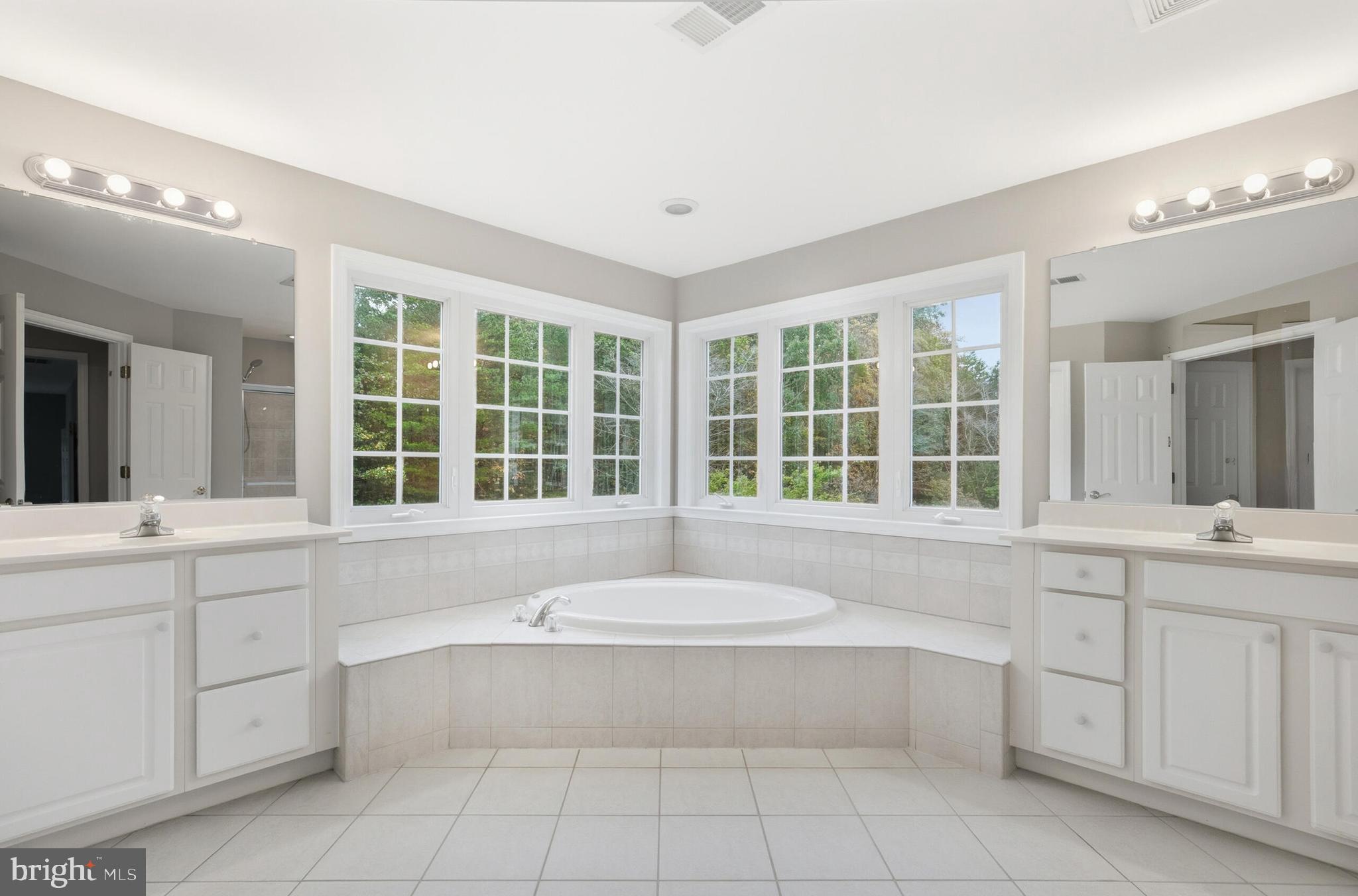 EDWARDS LANDING - Residential