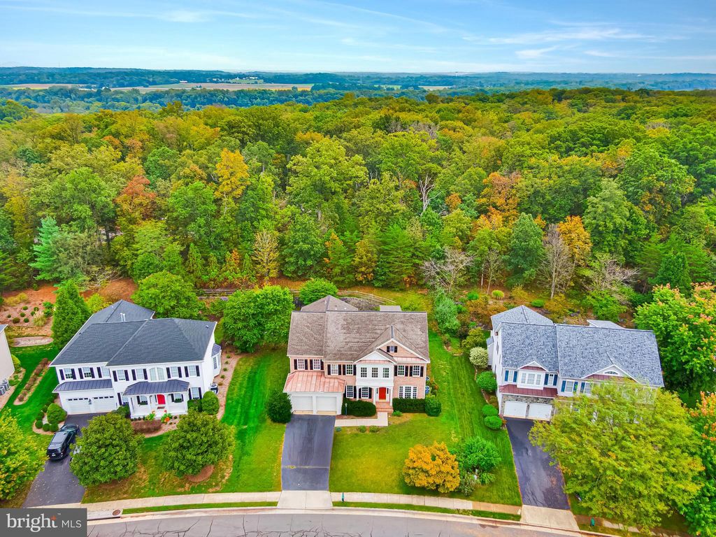 Photo of 1818 Woods Edge Drive NE, LEESBURG, VA 20176 (MLS # VALO2109066)