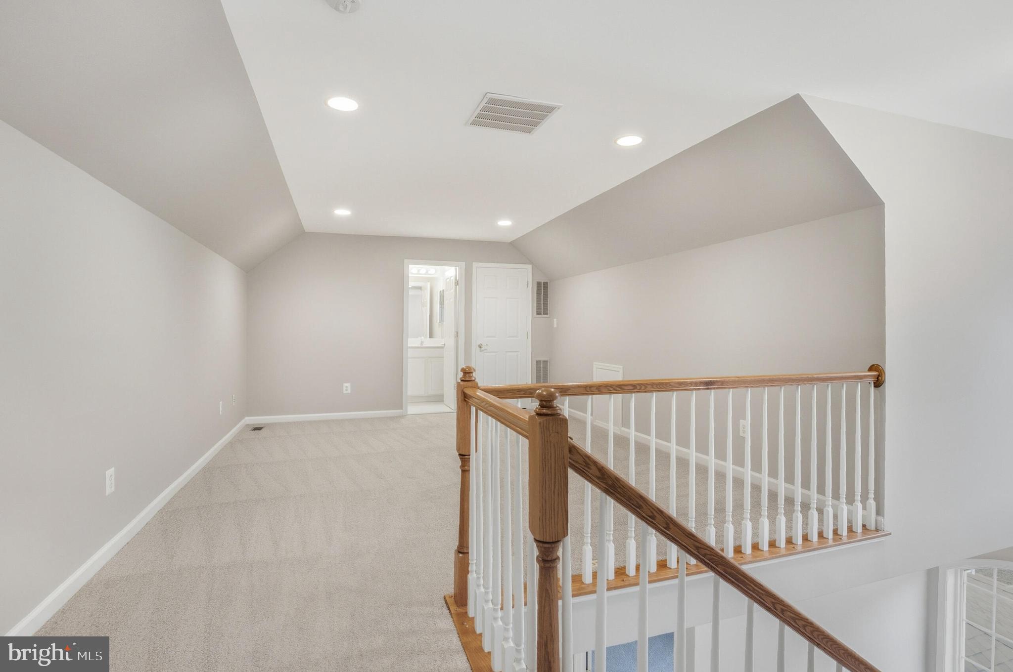 EDWARDS LANDING - Residential