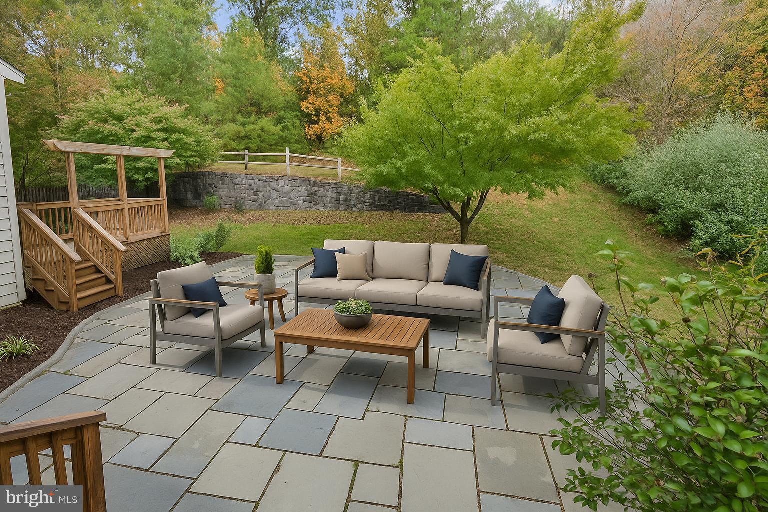 EDWARDS LANDING - Residential