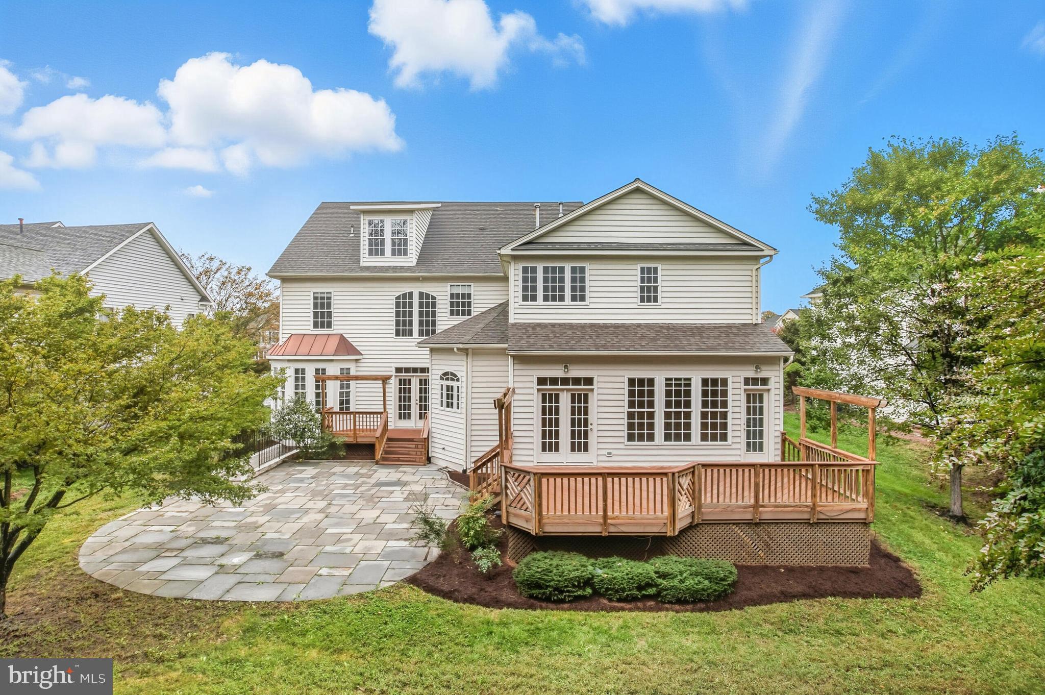 EDWARDS LANDING - Residential