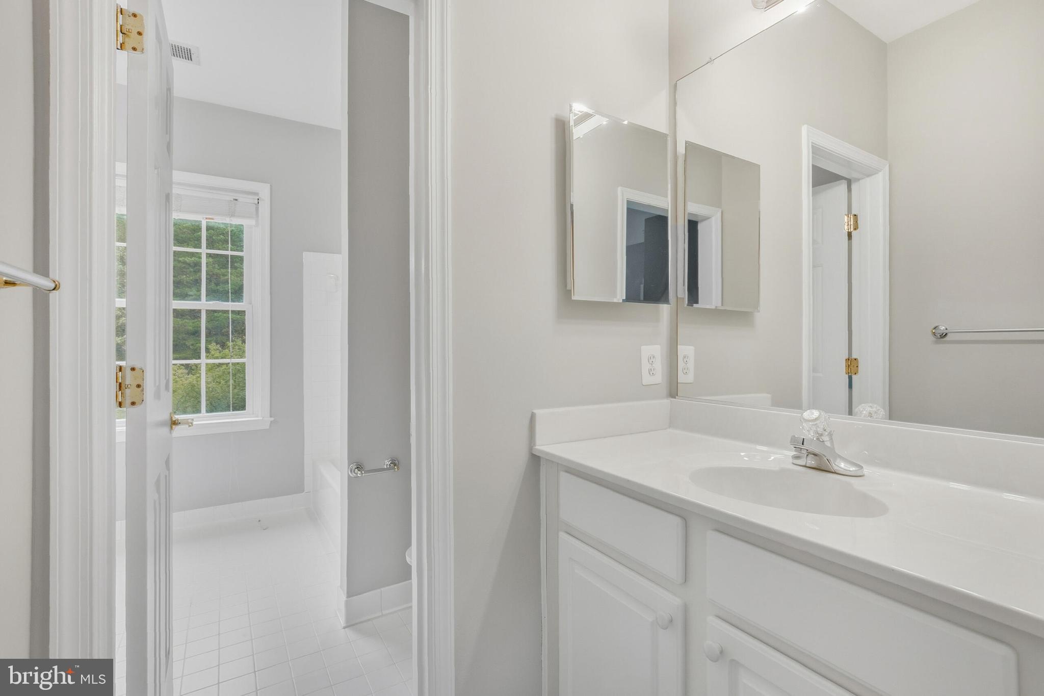 EDWARDS LANDING - Residential