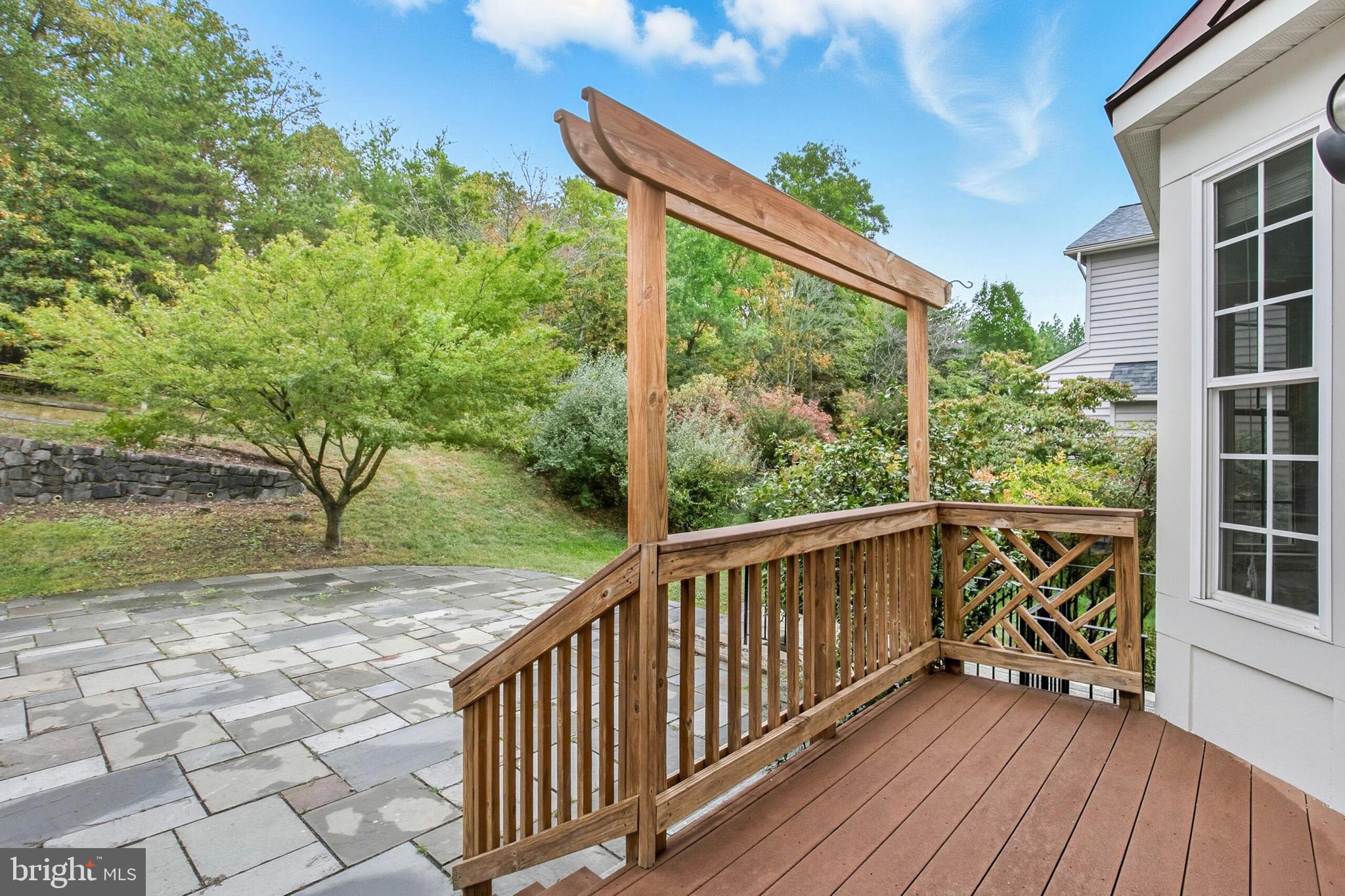 EDWARDS LANDING - Residential