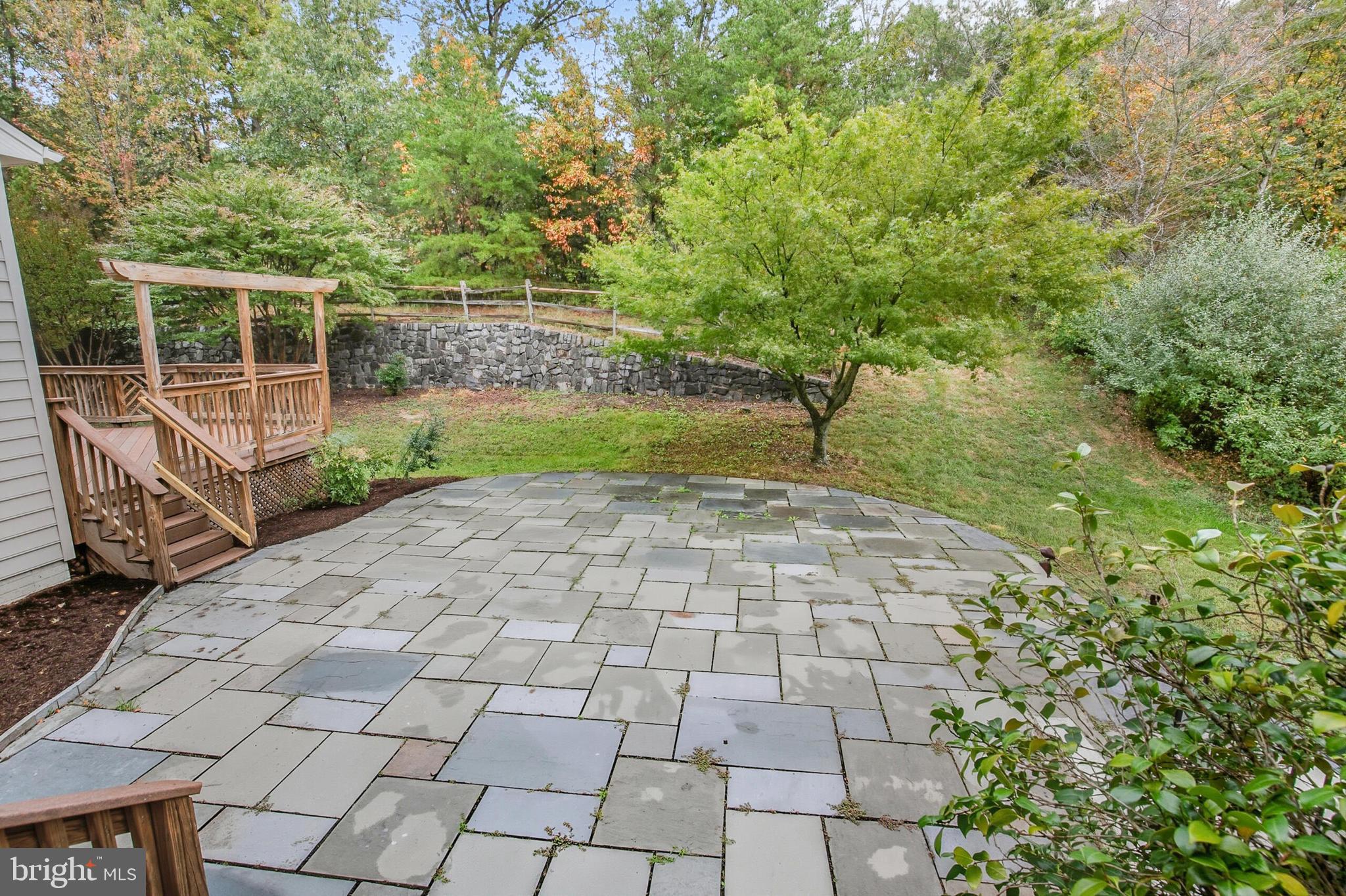 EDWARDS LANDING - Residential