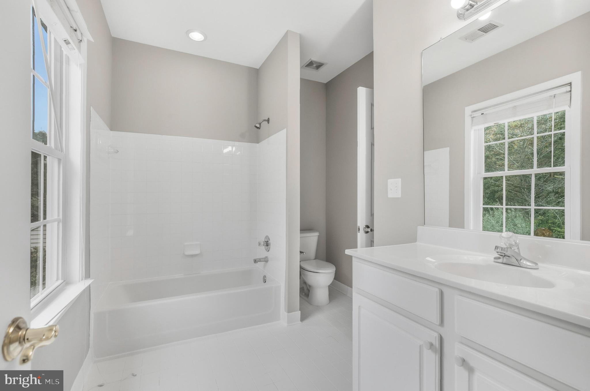 EDWARDS LANDING - Residential