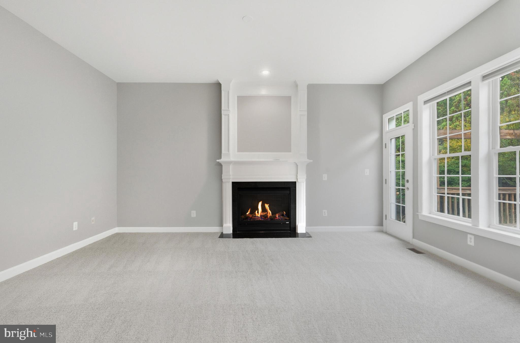 EDWARDS LANDING - Residential