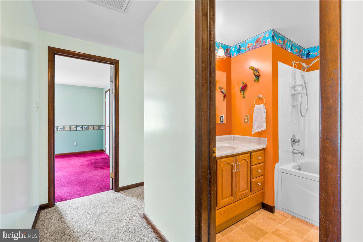 BRADDOCK HEIGHTS - Residential