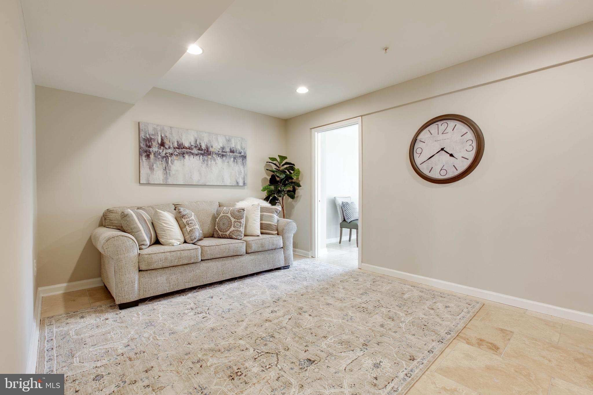 VILLAGE TOWNS - Residential