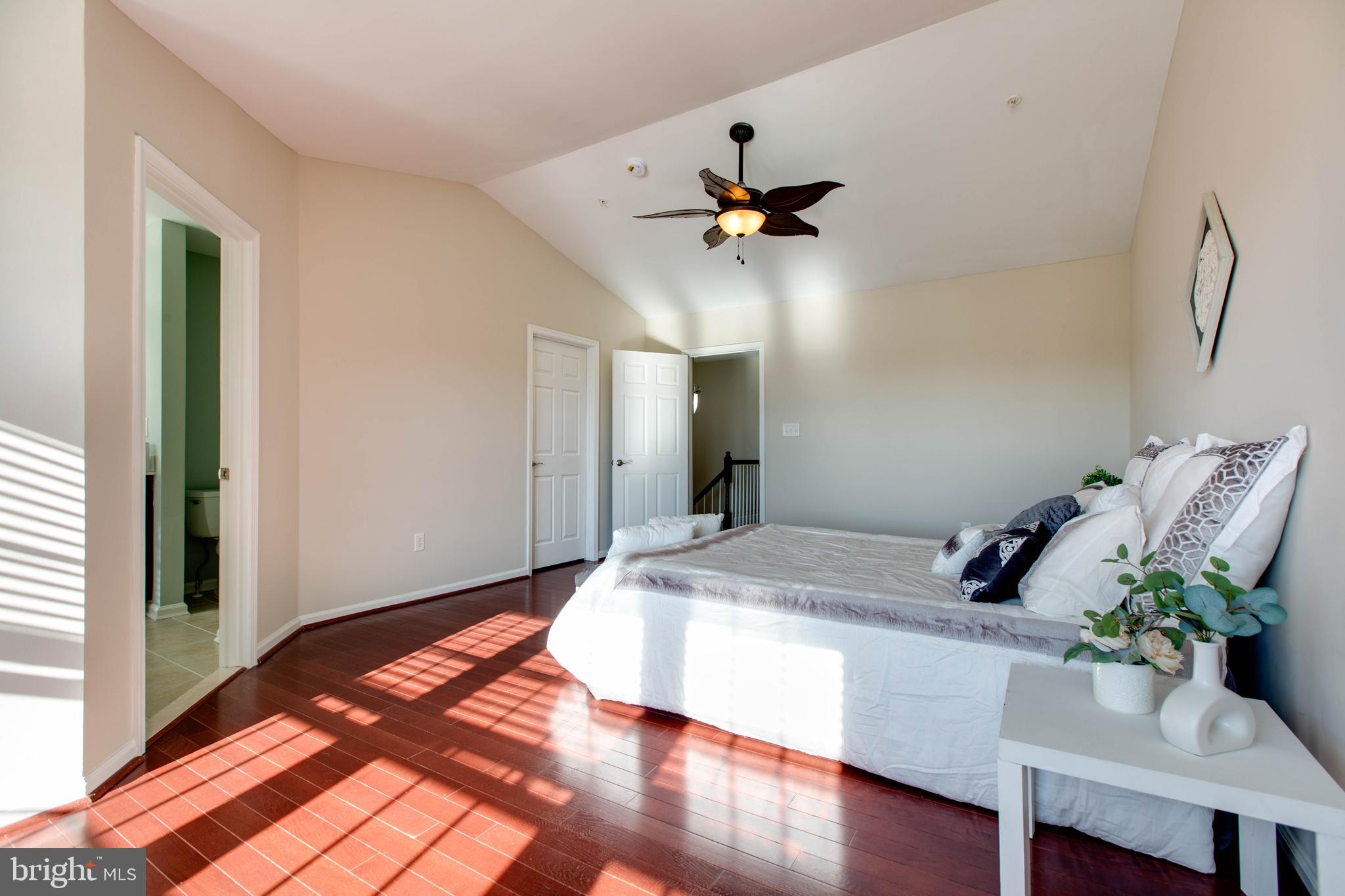 VILLAGE TOWNS - Residential