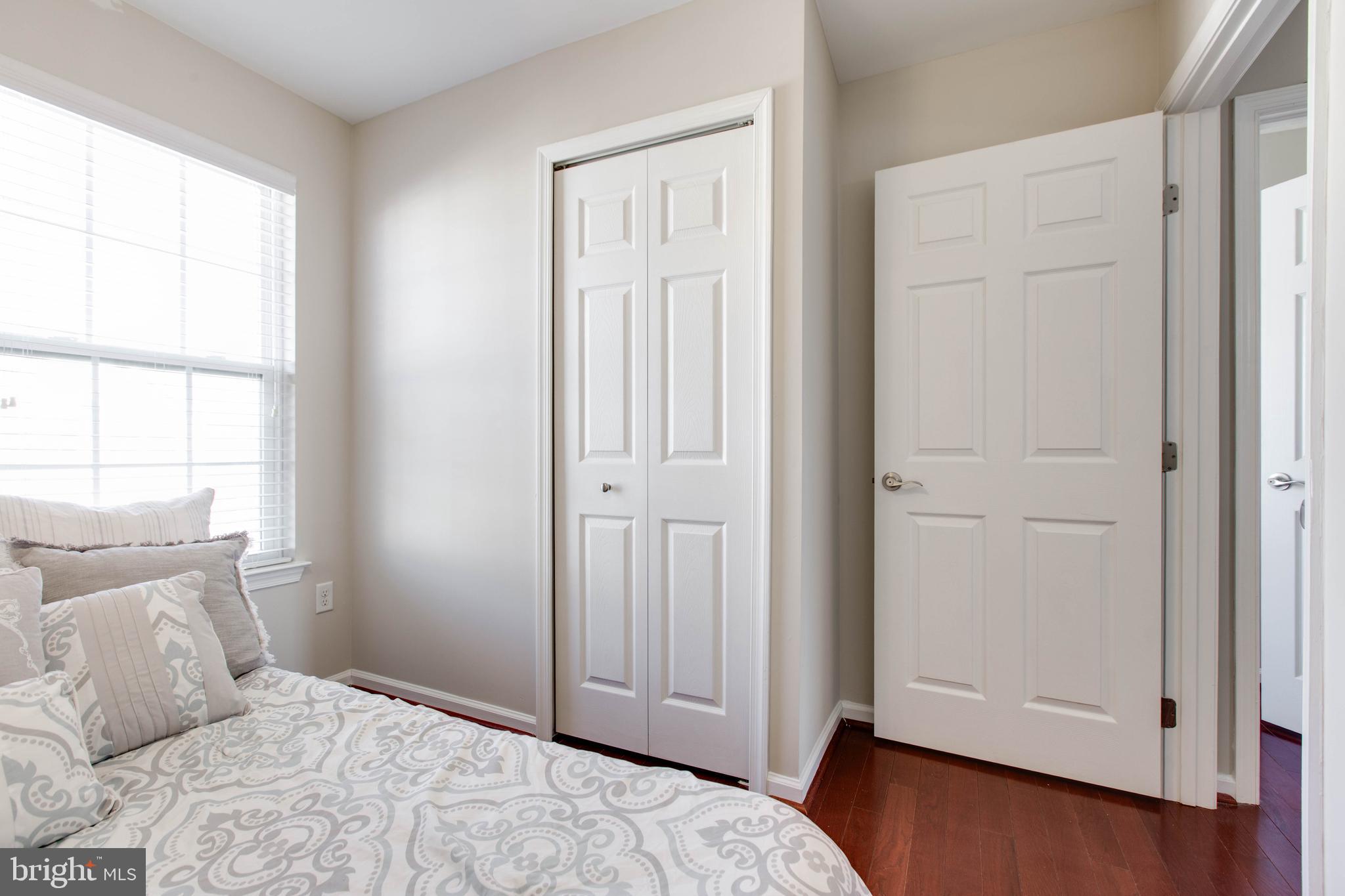 VILLAGE TOWNS - Residential