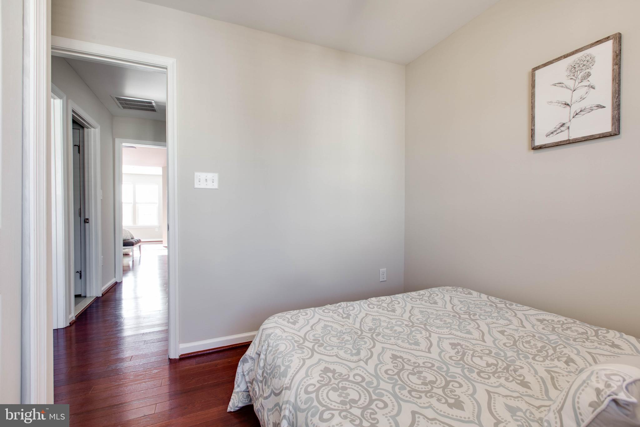 VILLAGE TOWNS - Residential