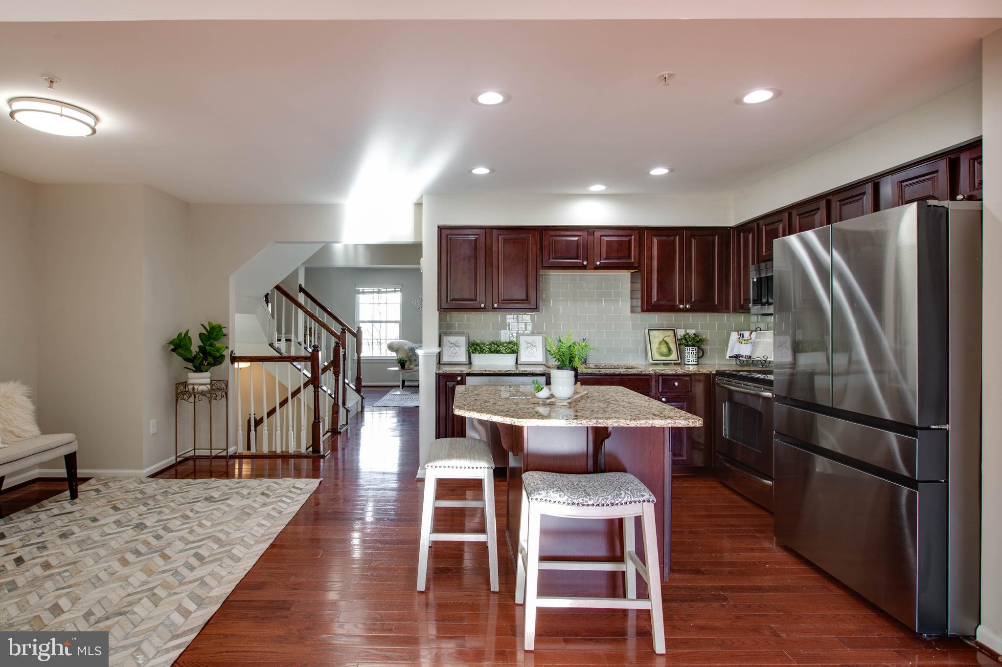 VILLAGE TOWNS - Residential