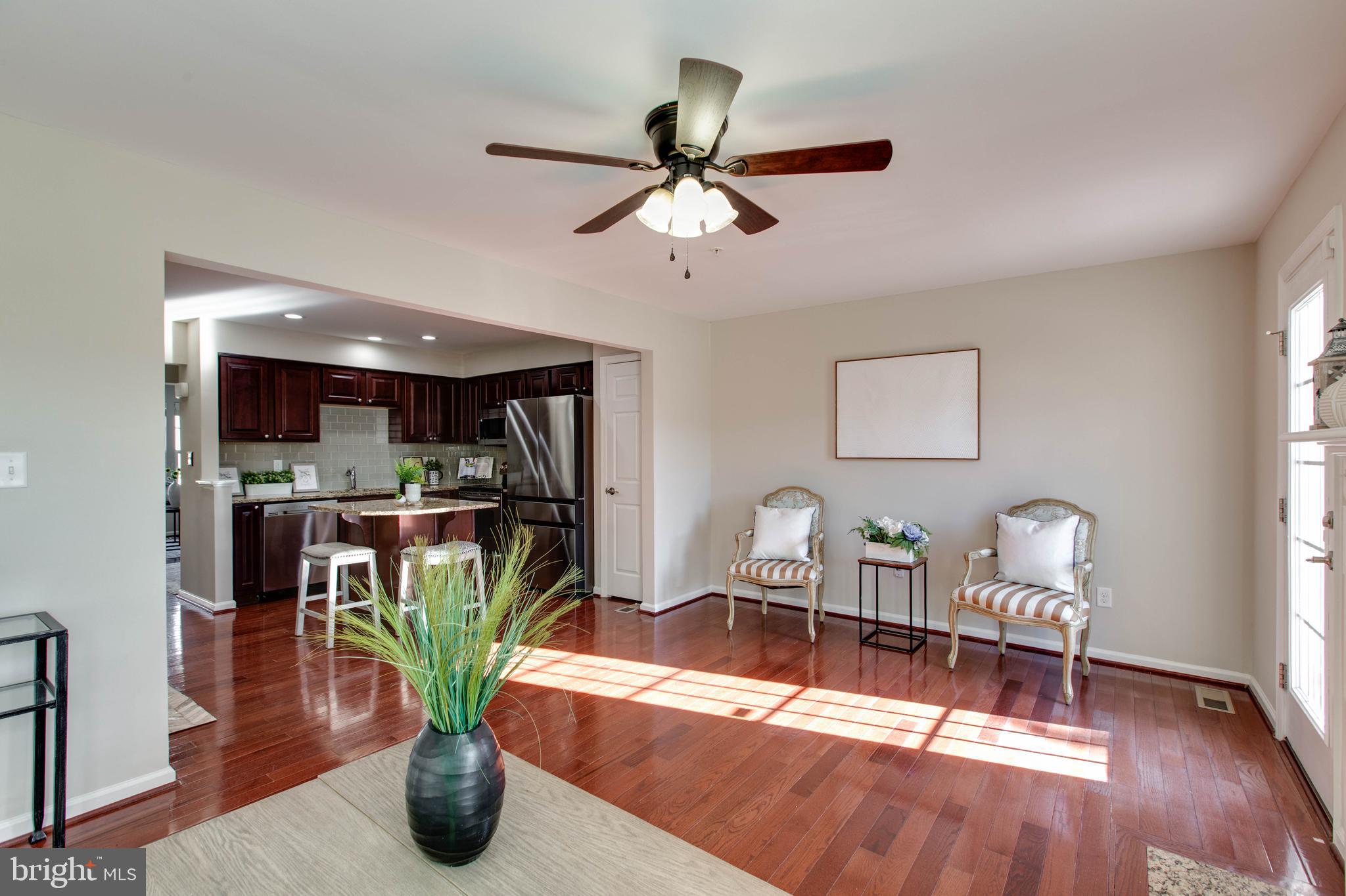 VILLAGE TOWNS - Residential