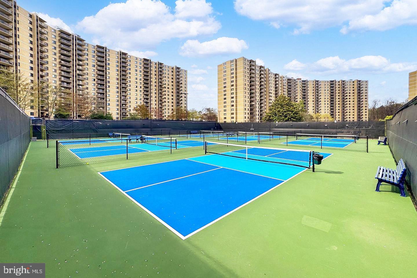 WATERGATE AT LANDMARK - Residential