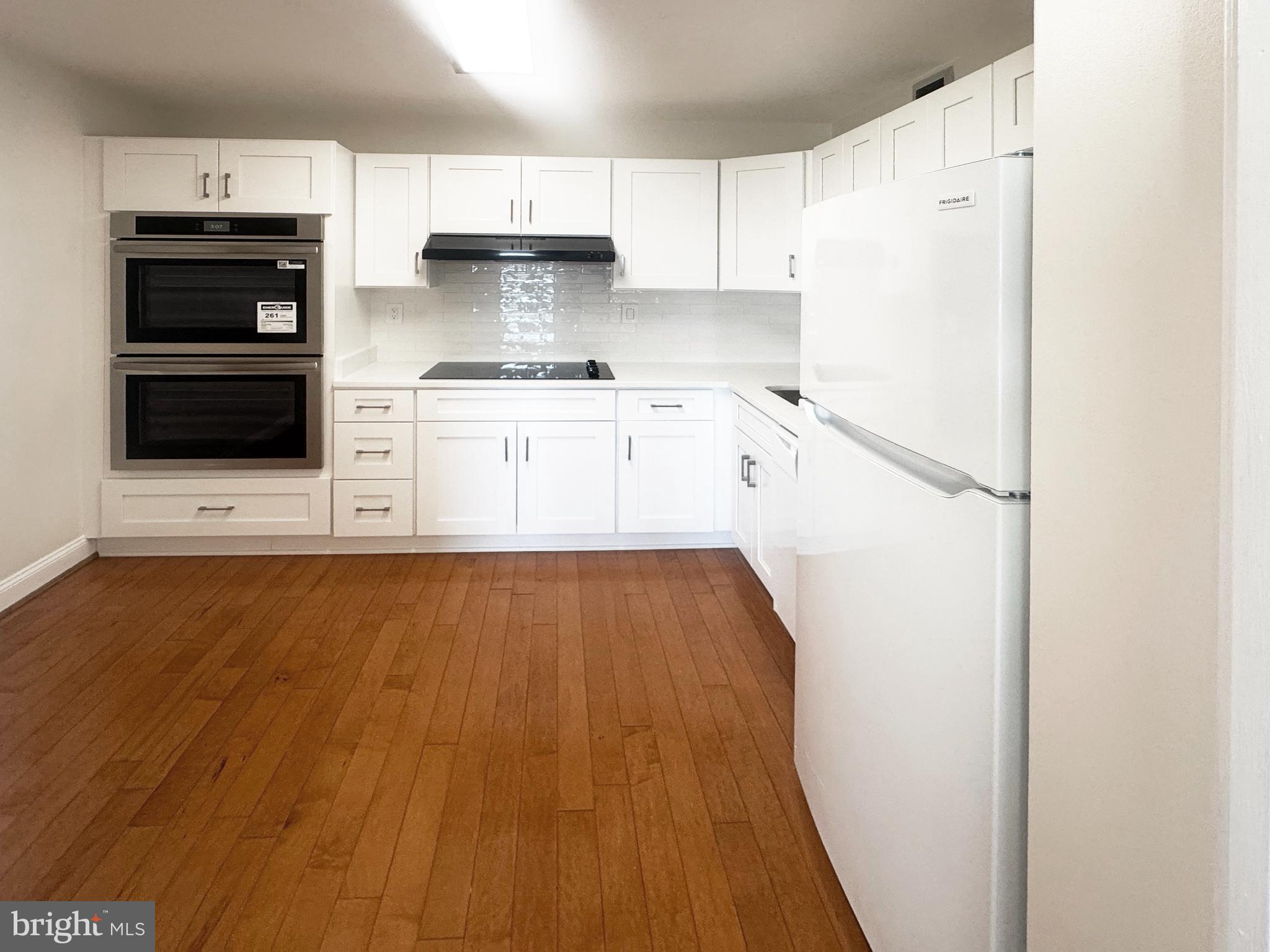 WATERGATE AT LANDMARK - Residential