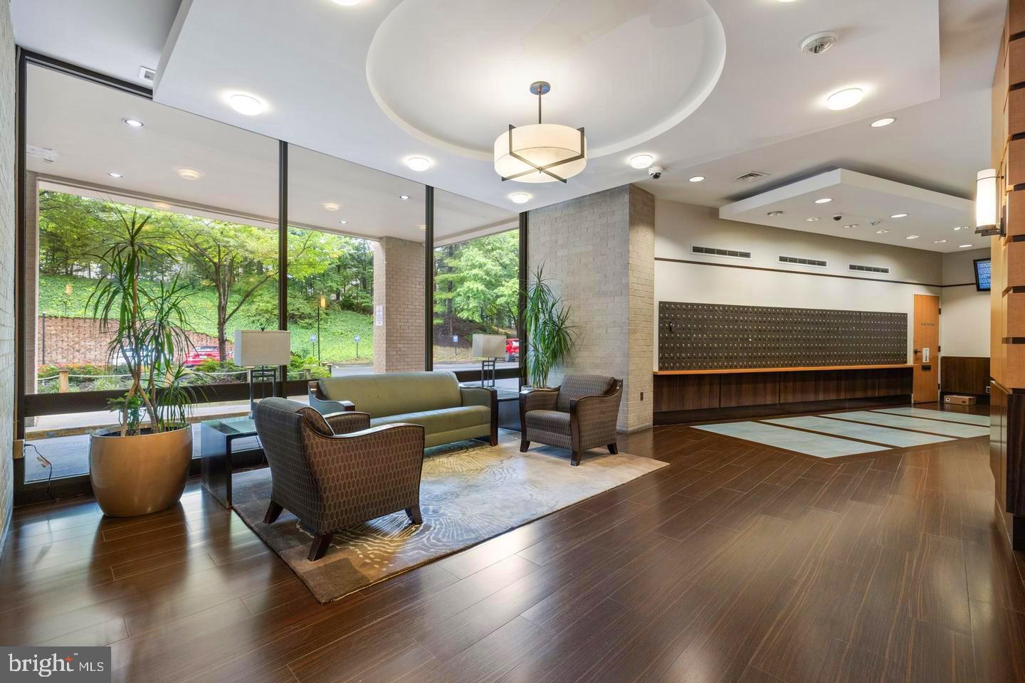 WATERGATE AT LANDMARK - Residential