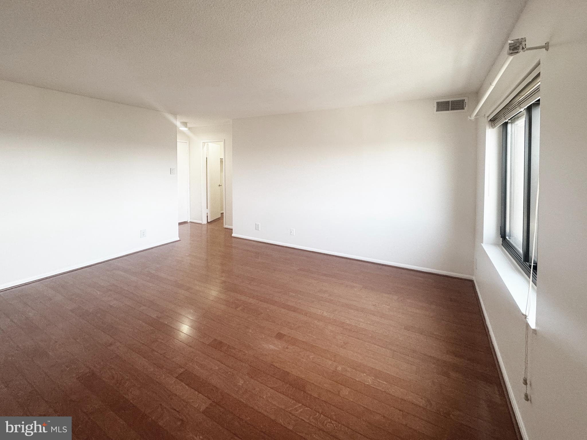 WATERGATE AT LANDMARK - Residential