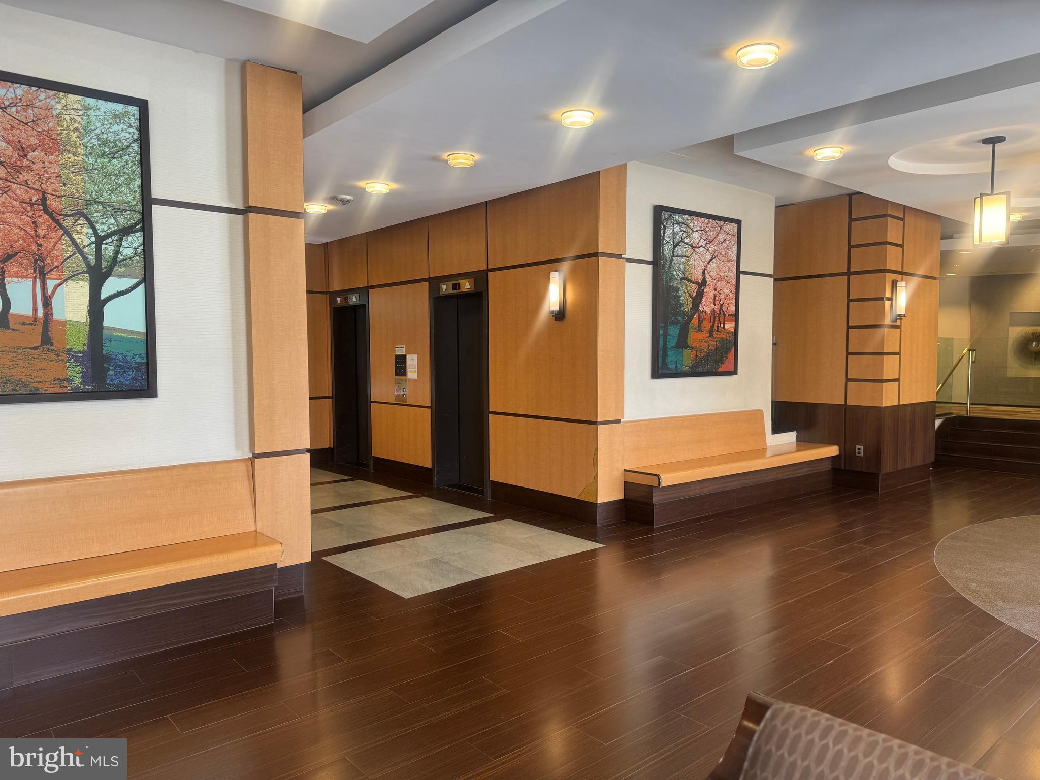 WATERGATE AT LANDMARK - Residential