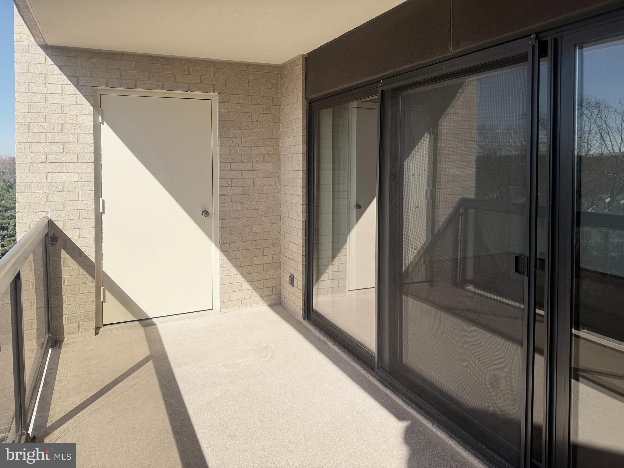 WATERGATE AT LANDMARK - Residential