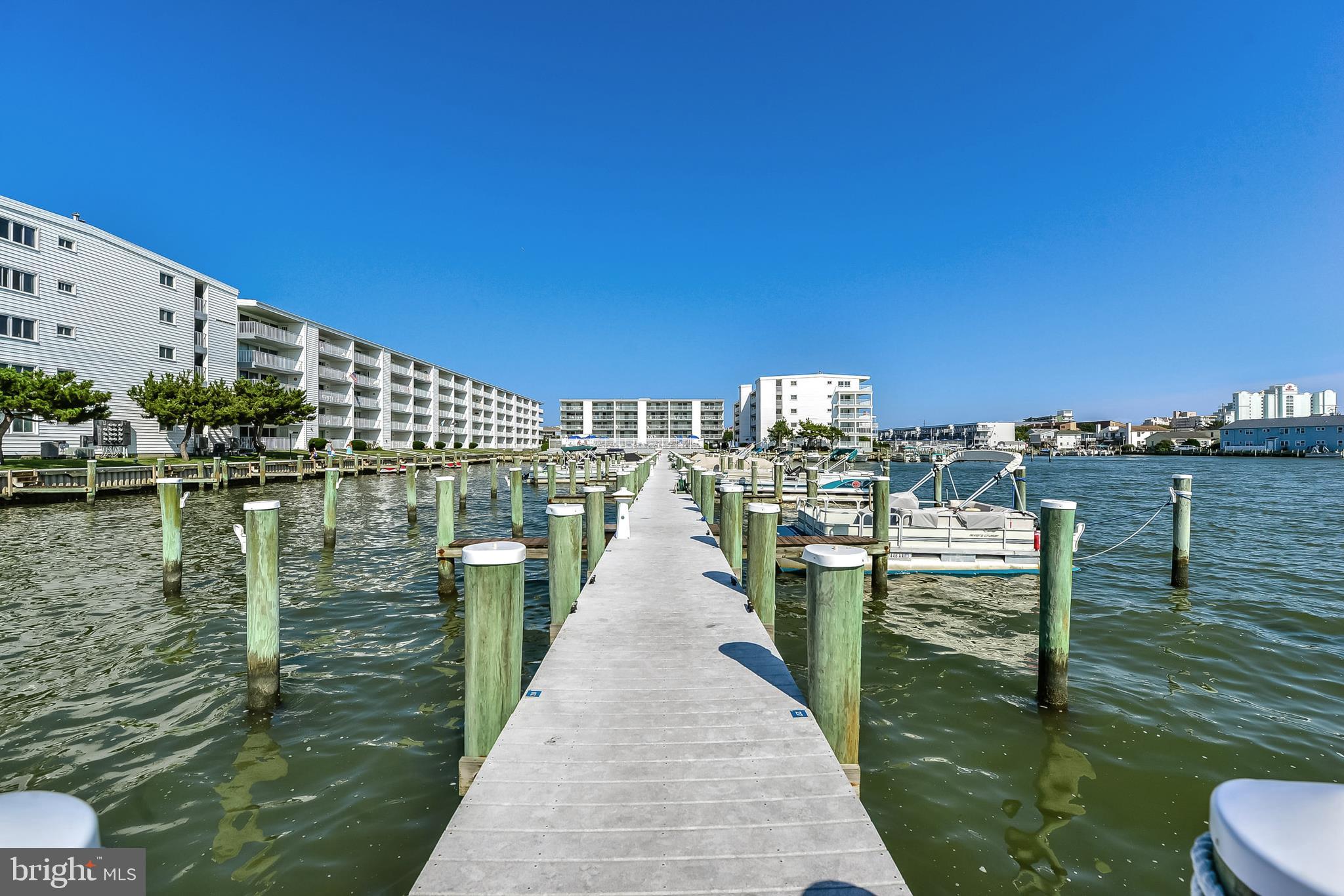 HITCHENS & TRIMPER - Residential