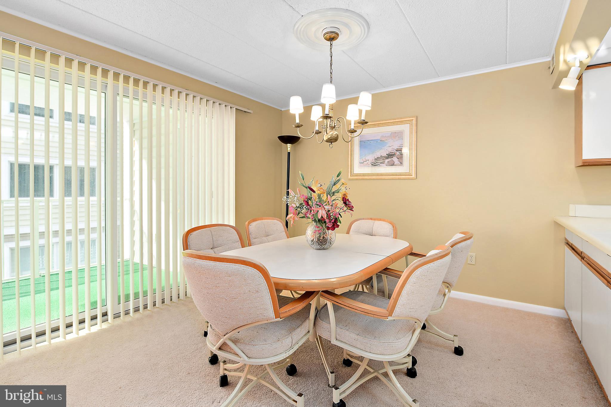 HITCHENS & TRIMPER - Residential