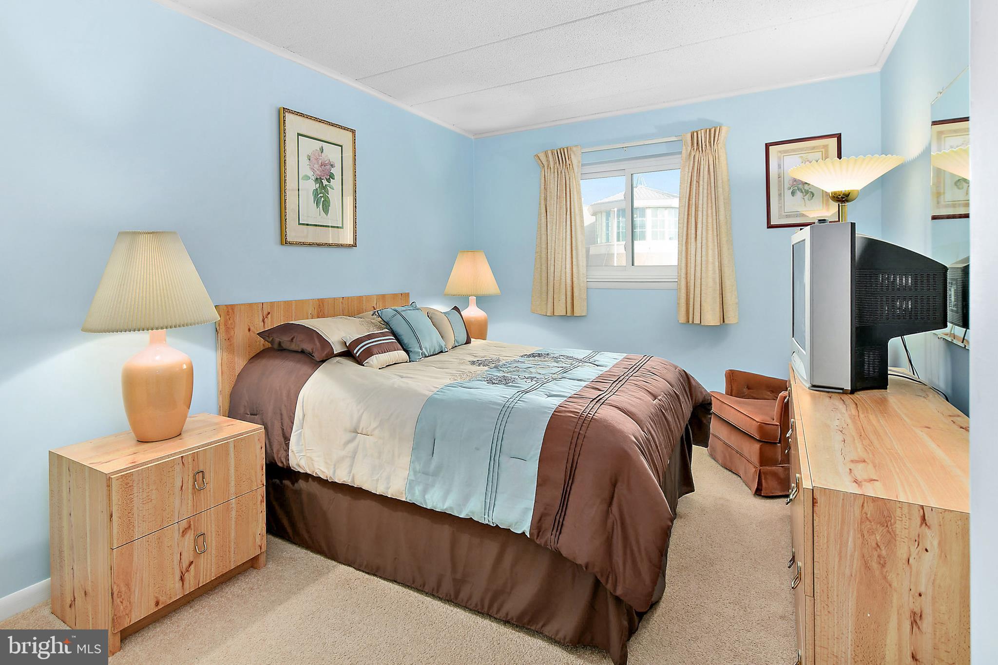 HITCHENS & TRIMPER - Residential