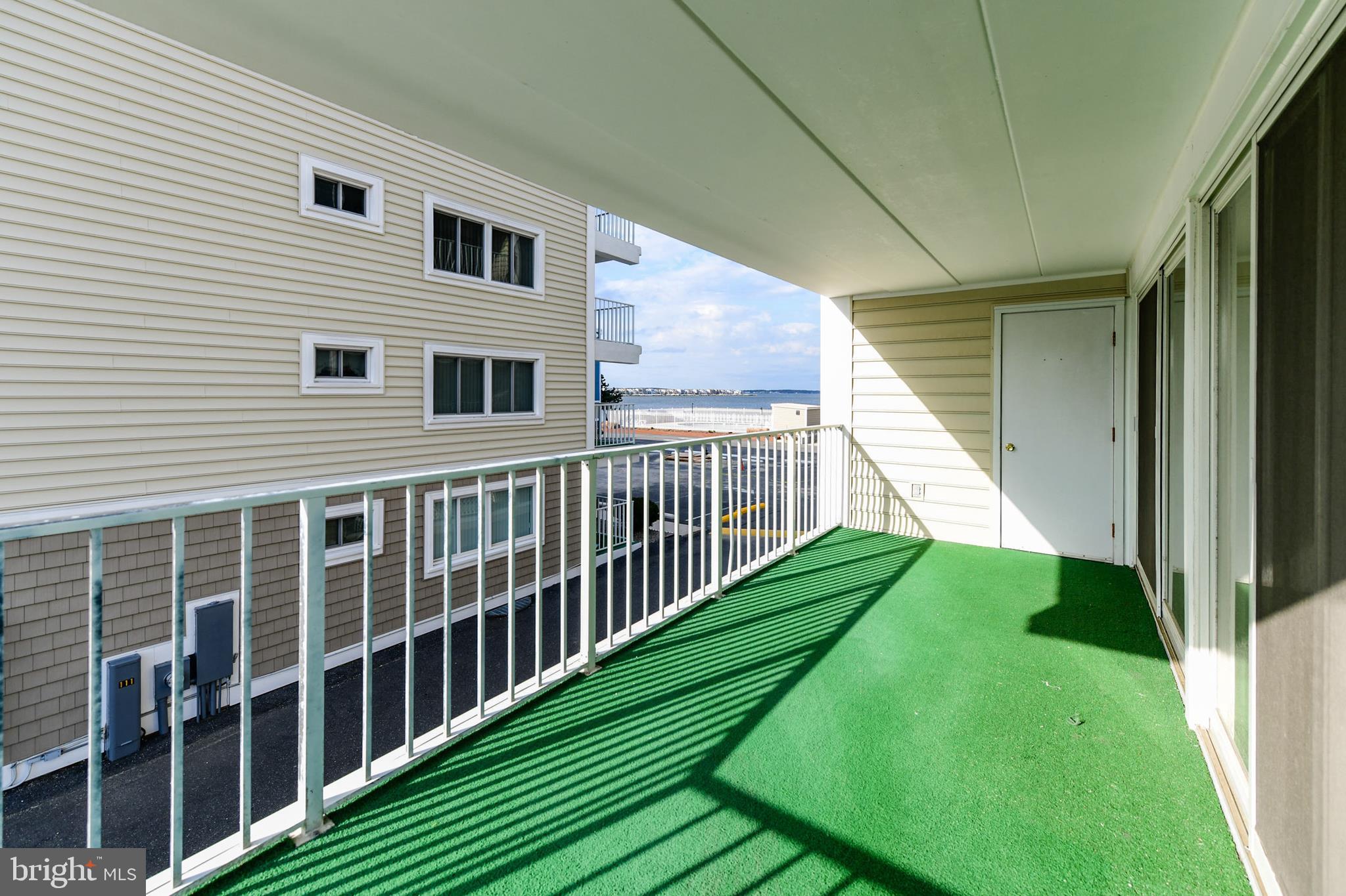 HITCHENS & TRIMPER - Residential