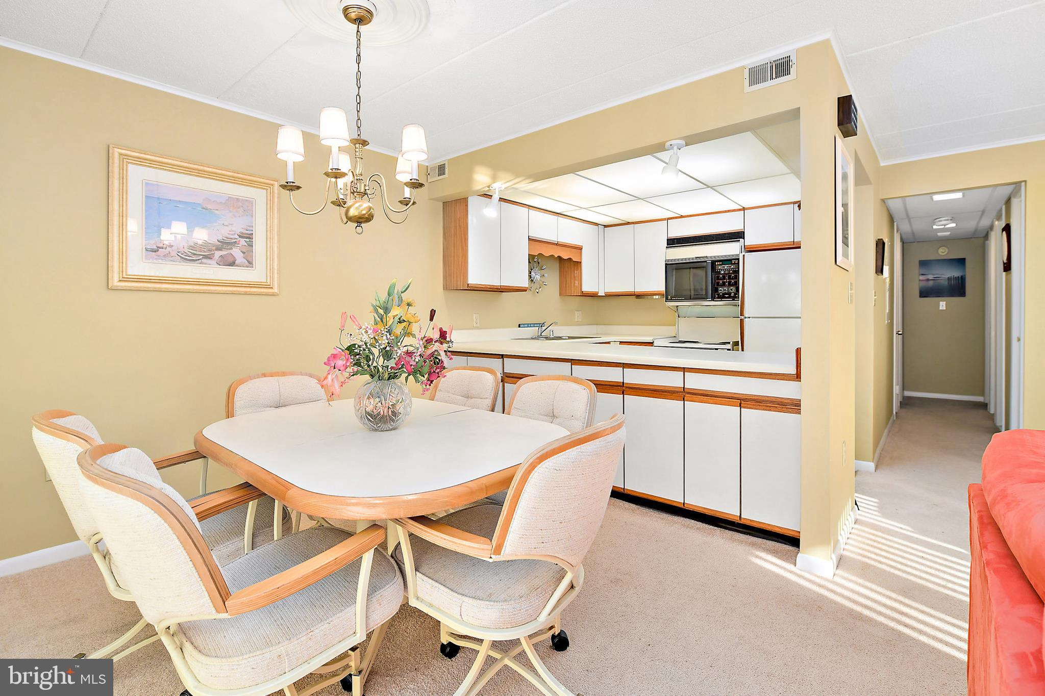 HITCHENS & TRIMPER - Residential