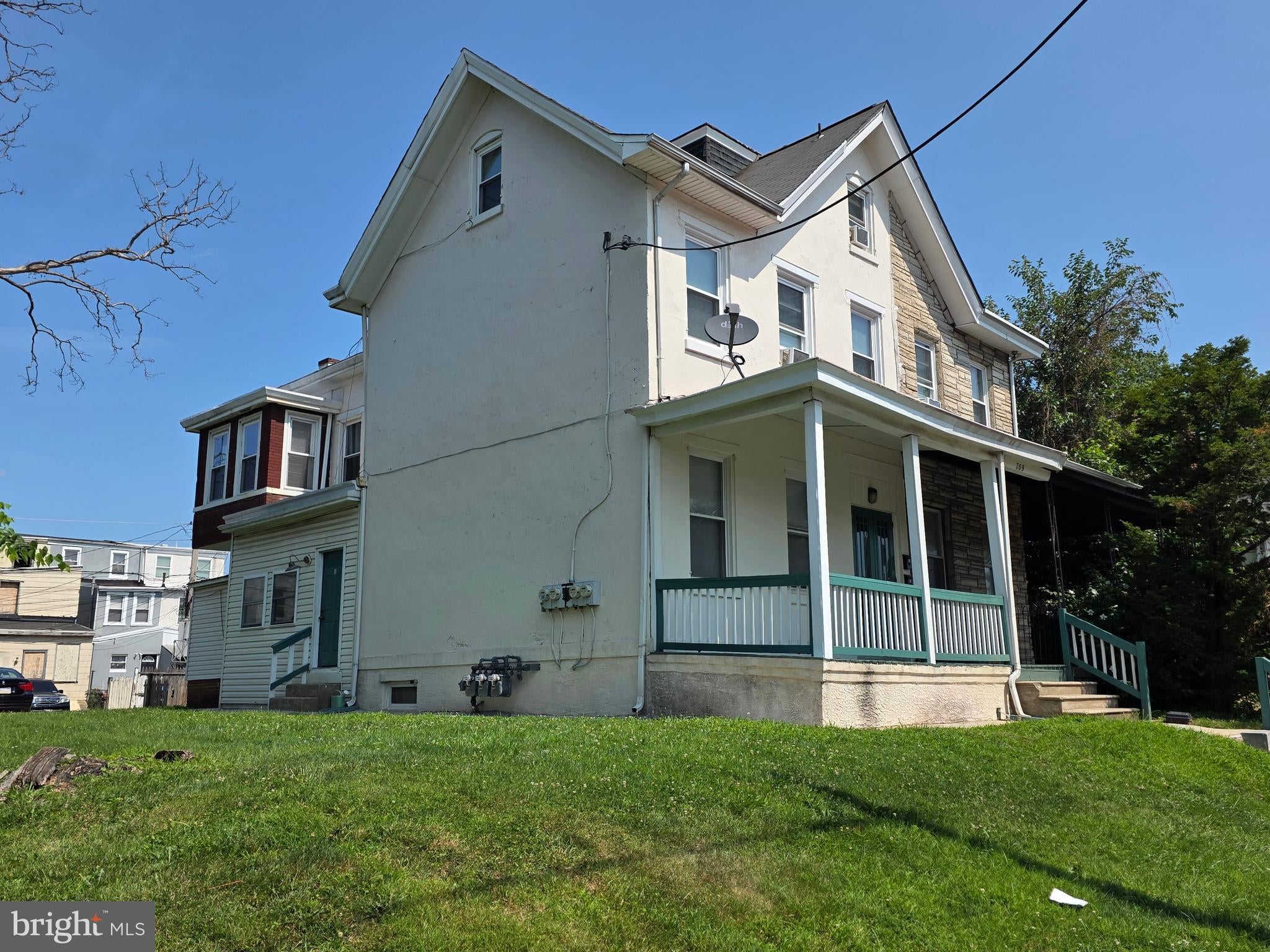 709 GEORGE STREET