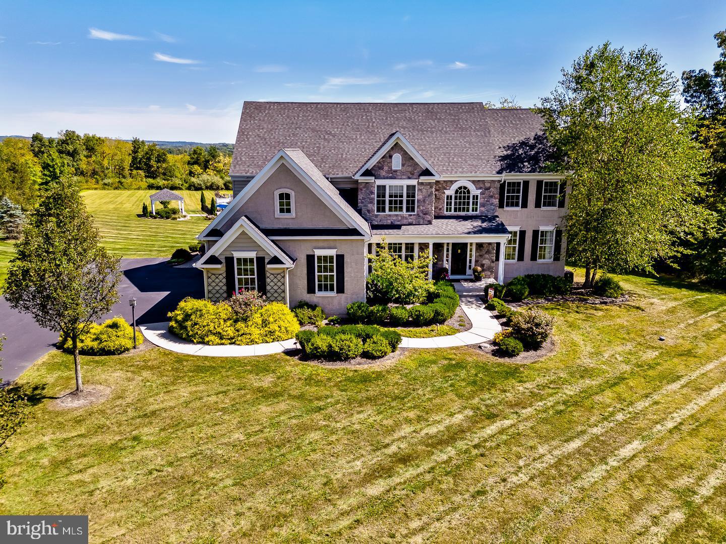 BERKSHYRE RIDGE - Residential