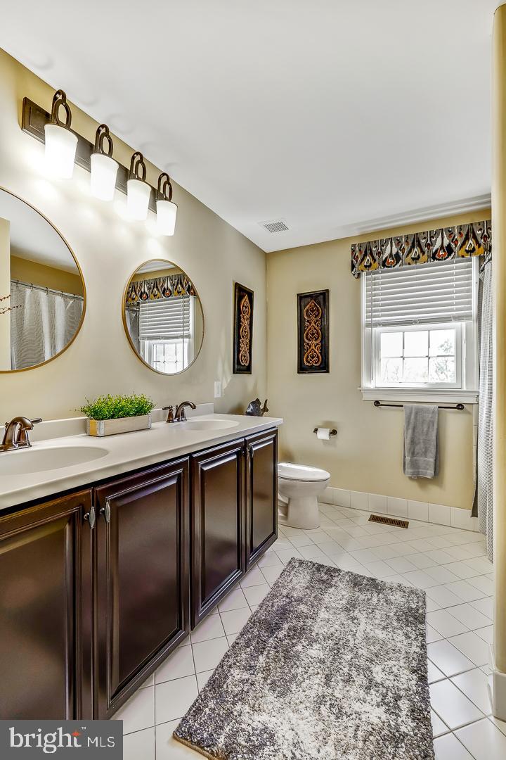 BERKSHYRE RIDGE - Residential