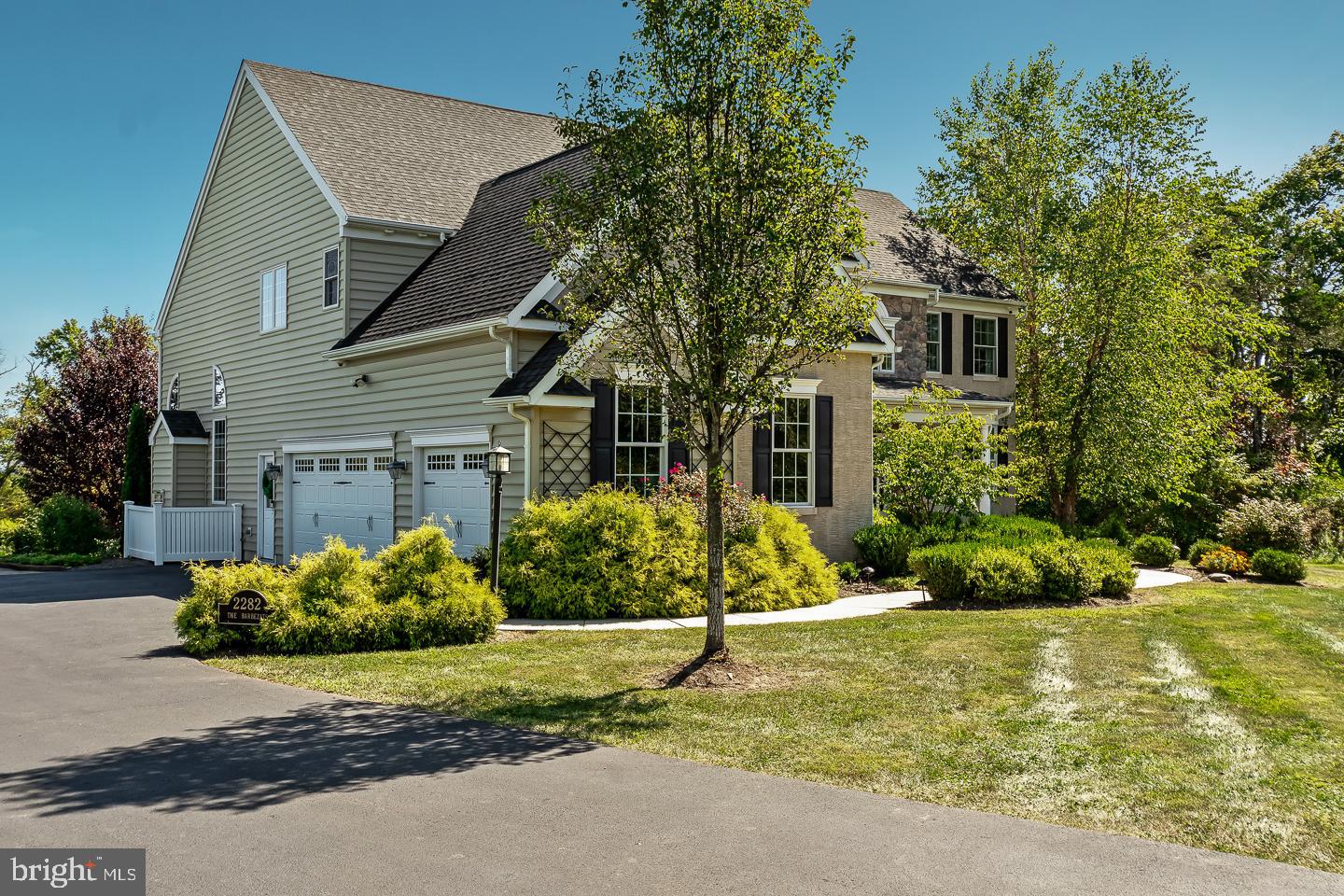 BERKSHYRE RIDGE - Residential