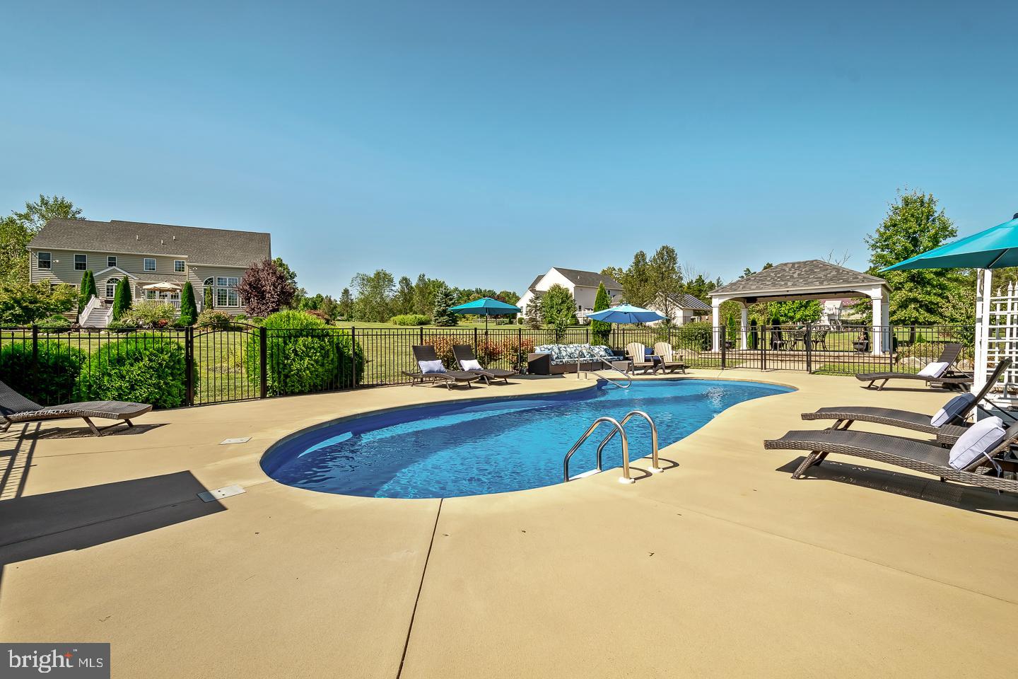 BERKSHYRE RIDGE - Residential