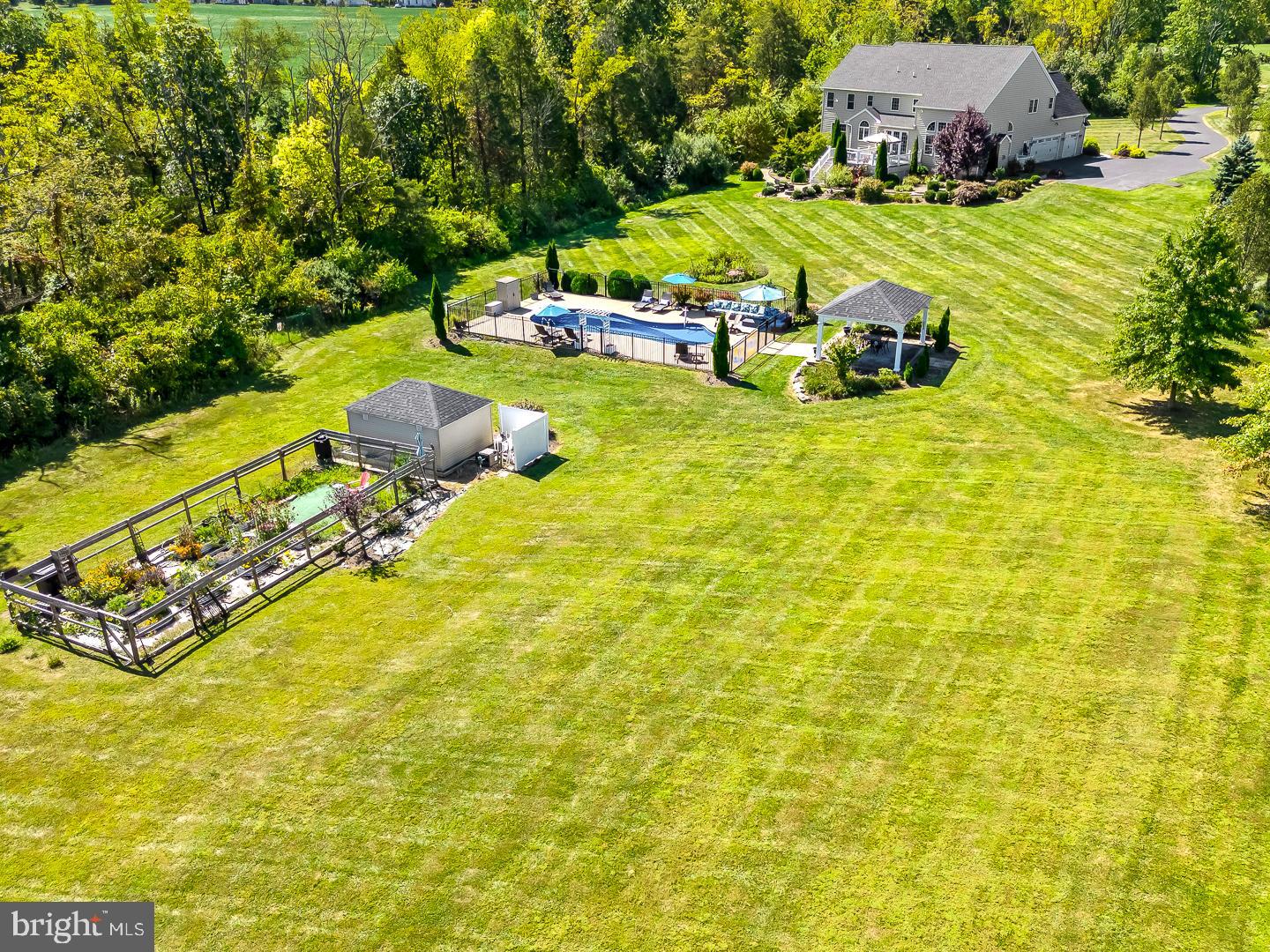 BERKSHYRE RIDGE - Residential