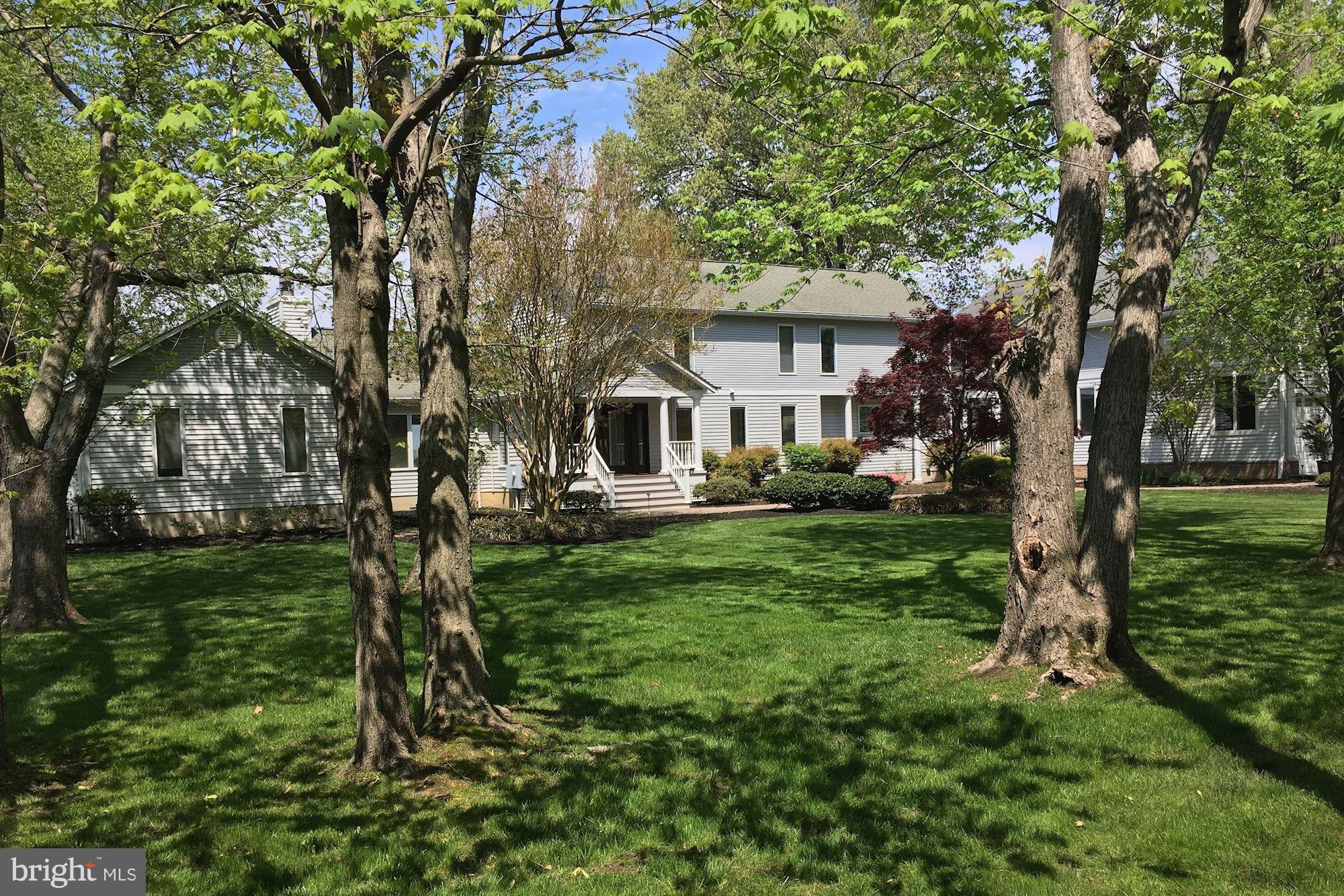 SHADY SIDE - Residential