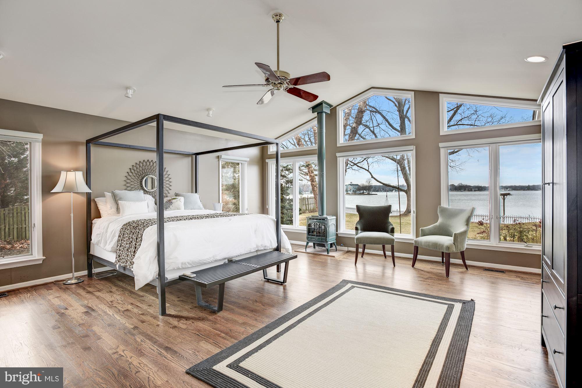 SHADY SIDE - Residential